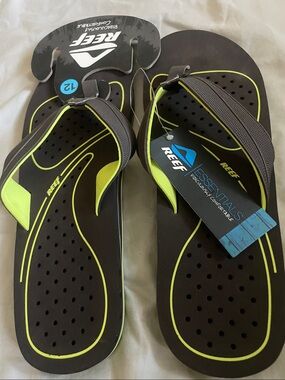 REEF SANDALS